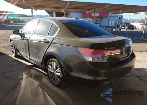 2011 Honda Accord 2.4 Ex-L из США, поврежденный, VIN 1HGCP2F84BA044194